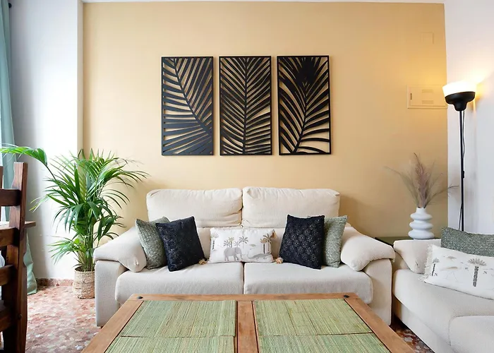 Piso Federico Garcia Lorca * コニル・デ・ラ・フロンテラ